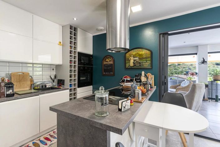 Image No.5-2 Bed Townhouse for sale