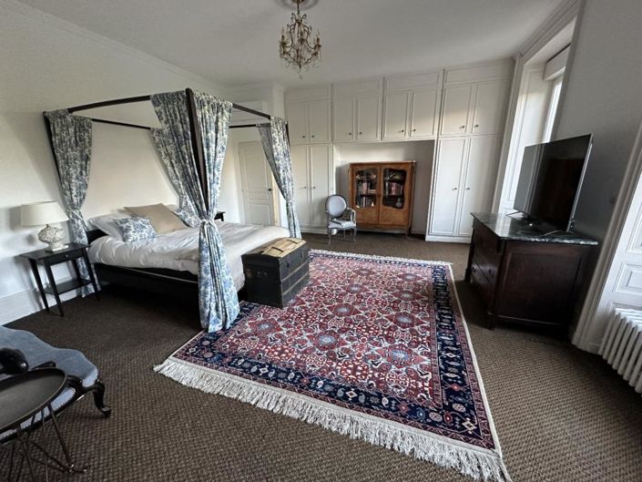 Image No.20-Châteaux de 8 chambres à vendre à Châlus