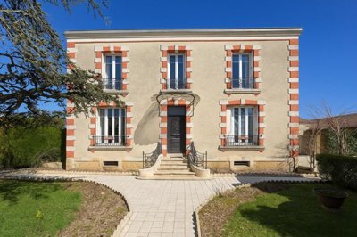 Propriété de 3 chambres à vendre à Aigre