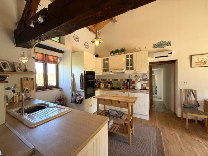 Image No.15-4 Bed House for sale