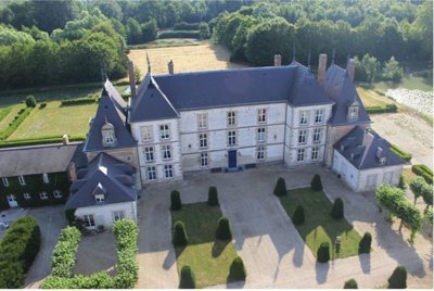 1 - Vitry-la-Ville, Châteaux
