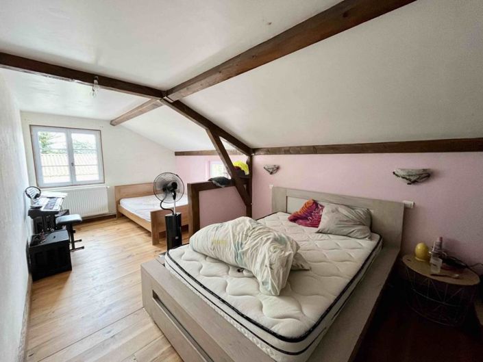 Image No.11-3 Bed Property for sale