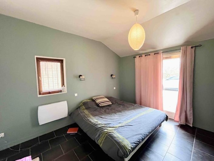 Image No.6-3 Bed Property for sale