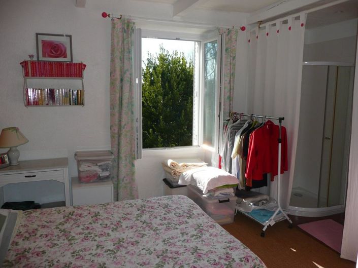 Image No.15-4 Bed House for sale