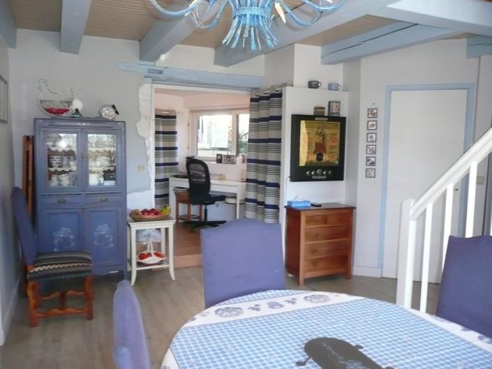 Image No.9-4 Bed House for sale