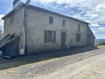 1 - Labesserette, Property