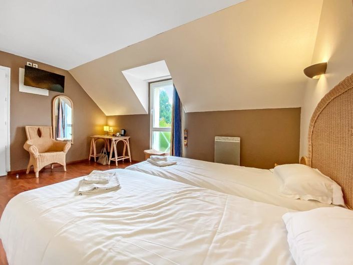 Image No.15-4 Bed Trullo for sale