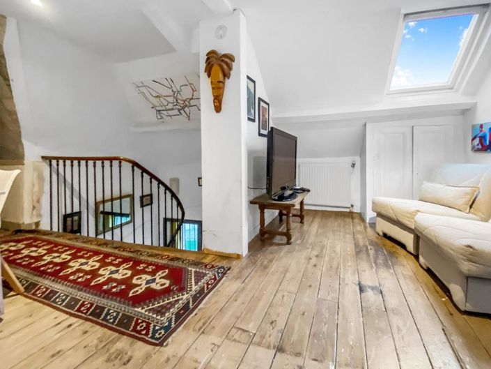 Image No.17-Propriété de 5 chambres à vendre à Ernée