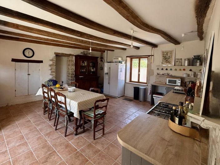 Image No.7-3 Bed Property for sale