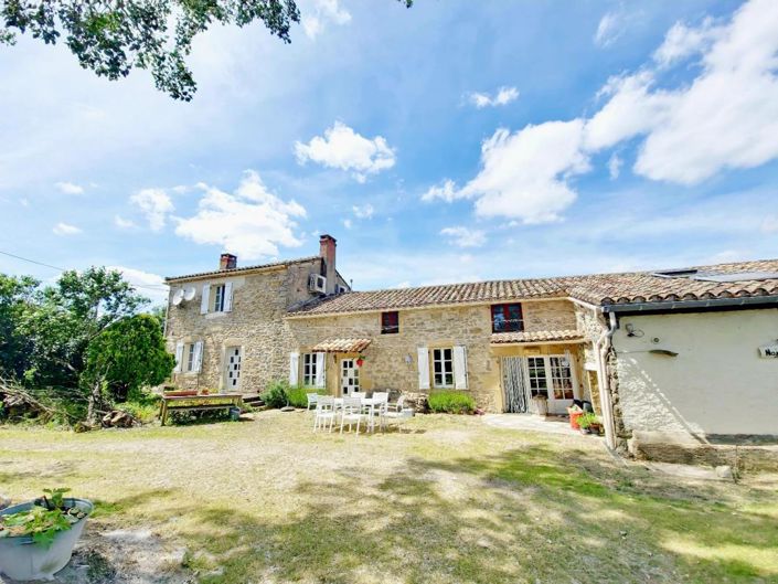 Image No.1-5 Bed Property for sale