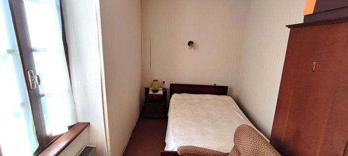 Image No.7-3 Bed House for sale