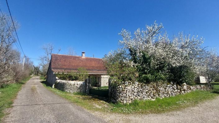 Image No.1-6 Bed Property for sale