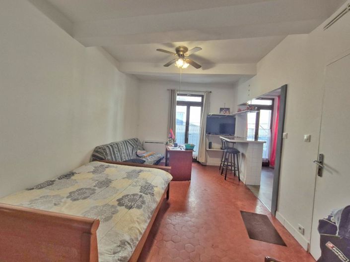 Image No.13-2 Bed Property for sale