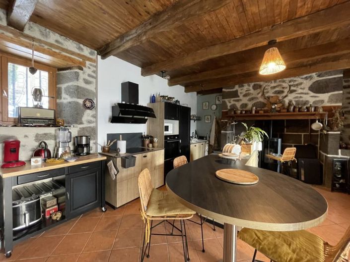 Image No.1-Propriété de 2 chambres à vendre à Thiézac