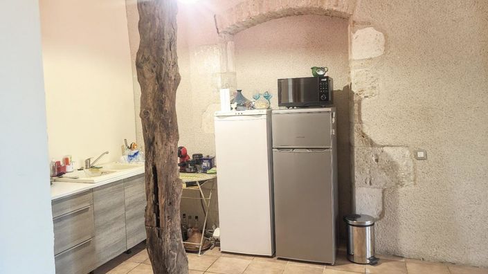 Image No.12-2 Bed Property for sale