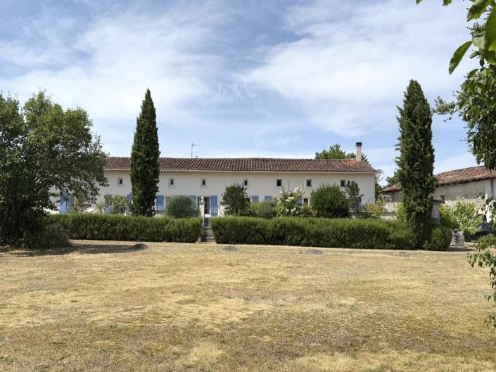Saint-Romain, House