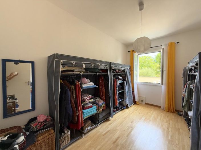 Image No.13-5 Bed House for sale