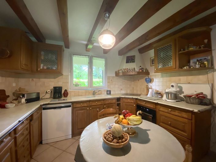 Image No.6-Maison de 4 chambres à vendre à Saint-Estèphe