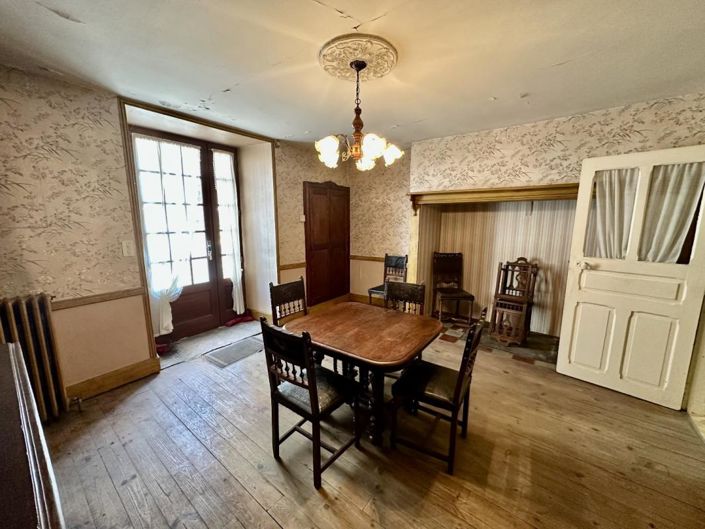 Image No.11-4 Bed House for sale