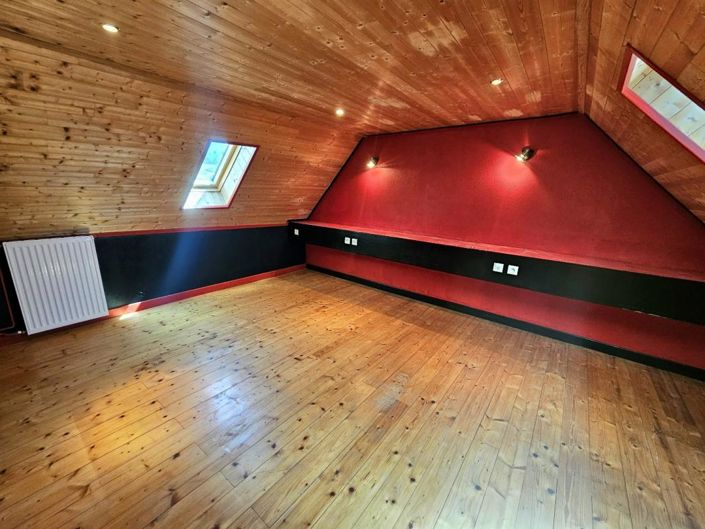 Image No.16-4 Bed House for sale