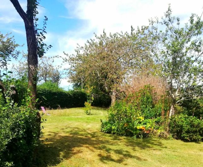 Image No.2-4 Bed House for sale