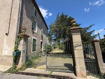 1 - Aude, Property