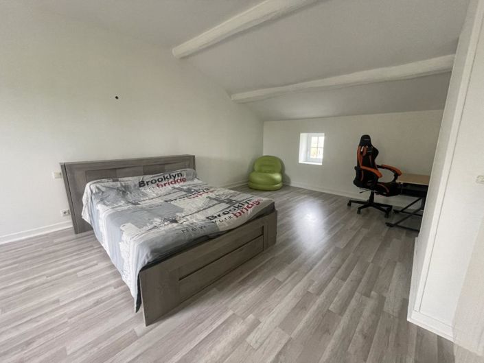 Image No.10-5 Bed House for sale