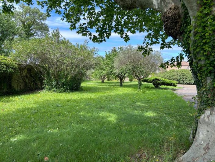 Image No.3-5 Bed Property for sale