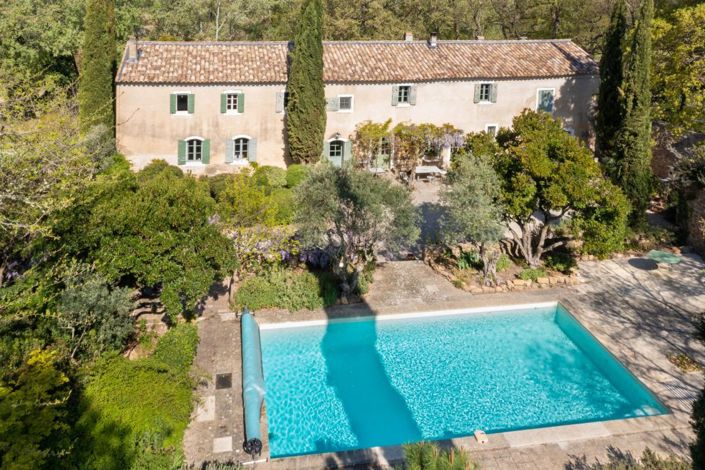 Image No.1-6 Bed Property for sale