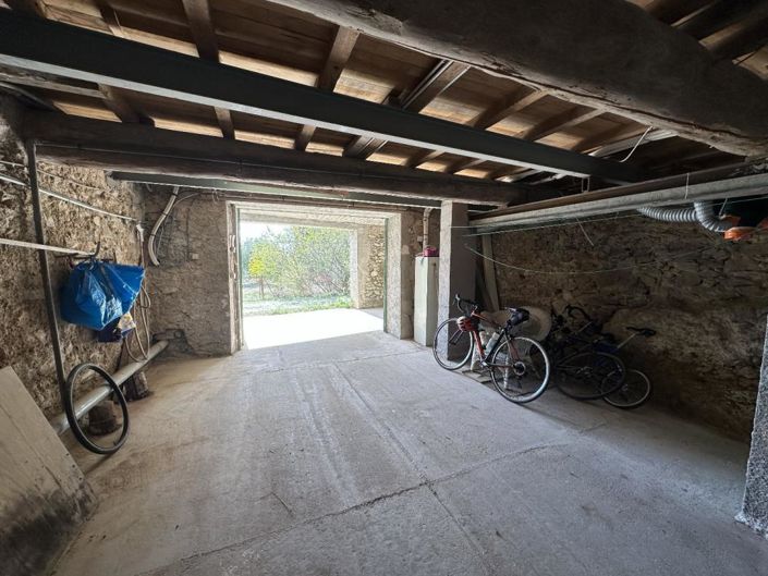 Image No.17-5 Bed Property for sale