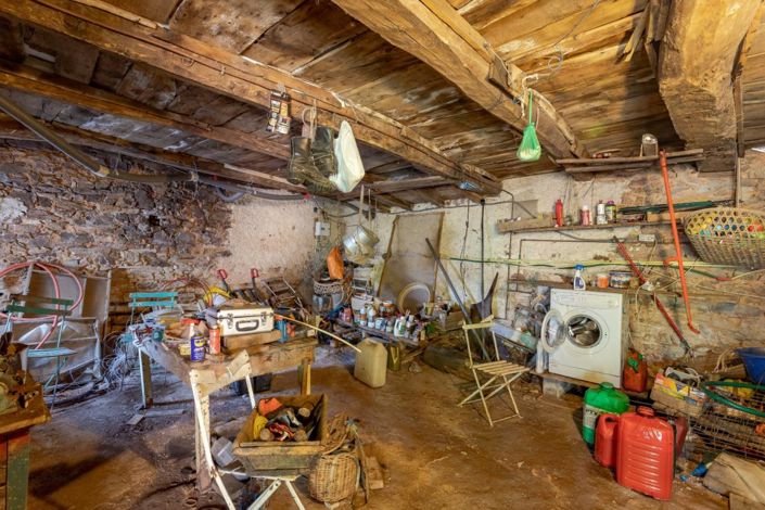 Image No.16-4 Bed Property for sale