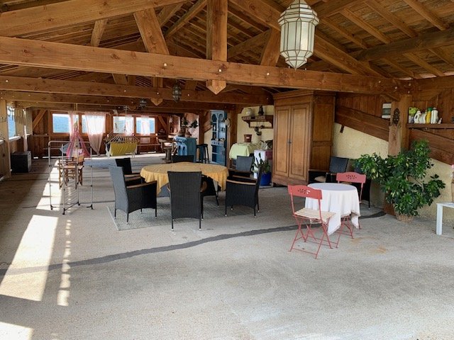 Image No.19-5 Bed House for sale