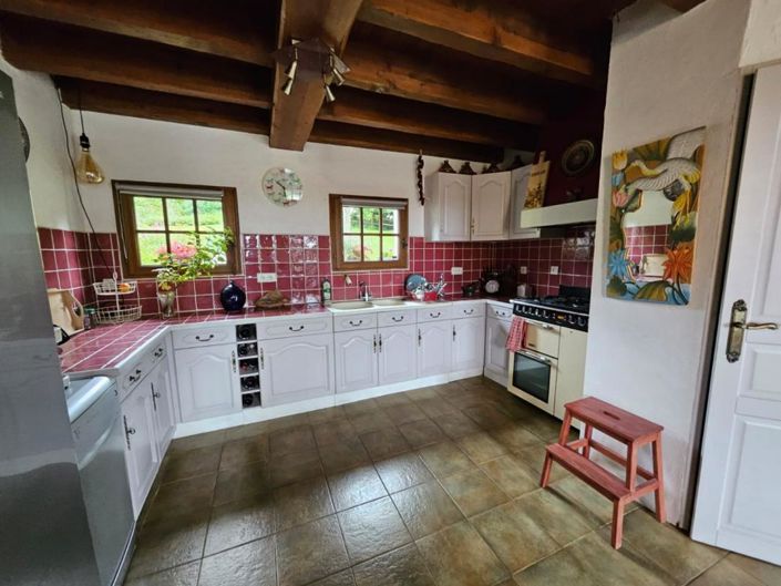 Image No.3-5 Bed House for sale