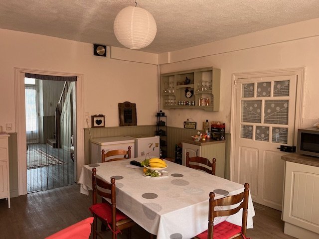 Image No.17-5 Bed House for sale