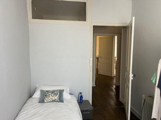 Image No.9-5 Bed House for sale