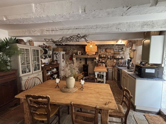 Image No.2-2 Bed House for sale