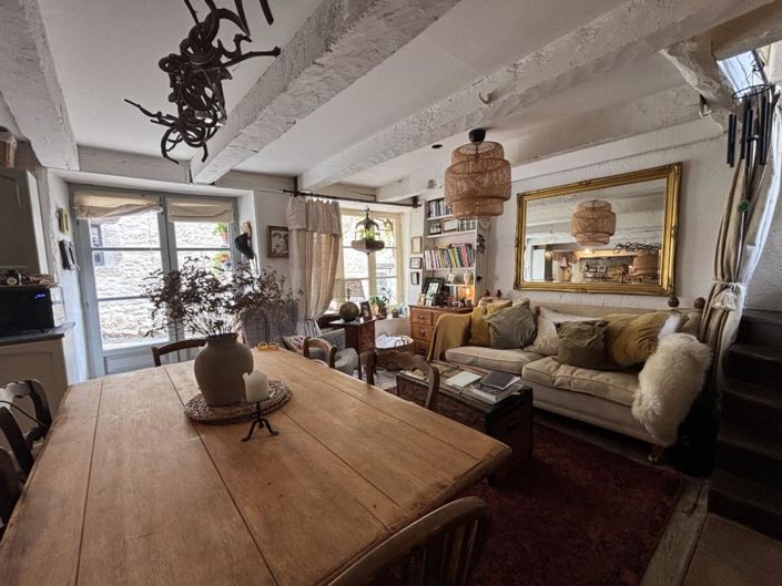 Image No.5-2 Bed House for sale