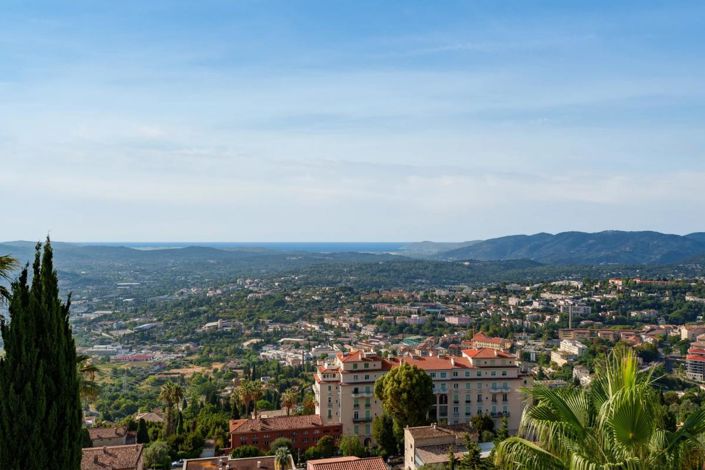Image No.2-Maison de 7 chambres à vendre à Grasse
