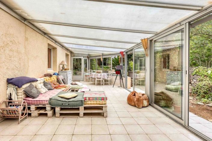 Image No.12-5 Bed House for sale