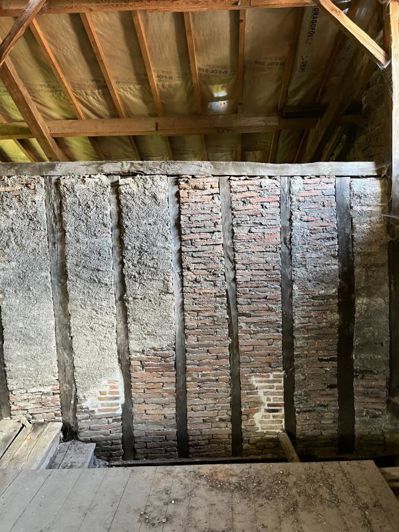 Image No.10-2 Bed Property for sale