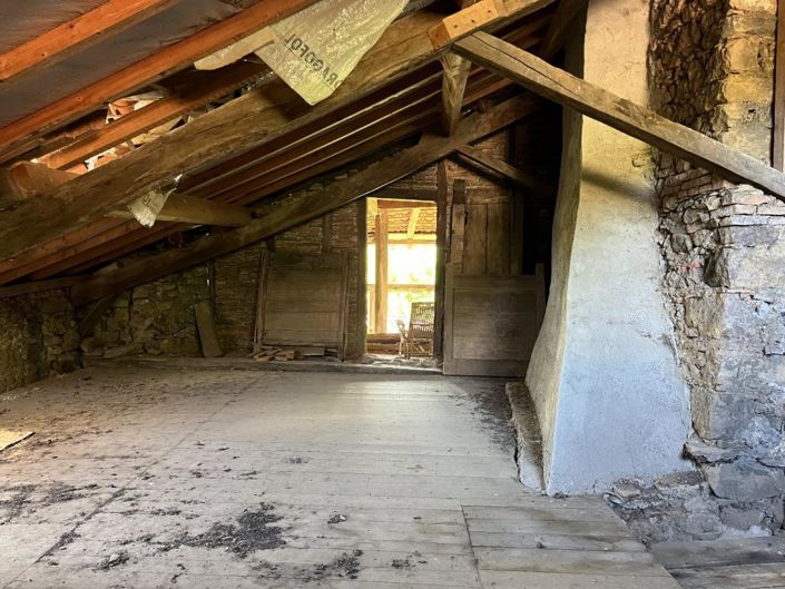 Image No.11-2 Bed Property for sale