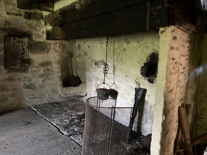 Image No.13-2 Bed Property for sale