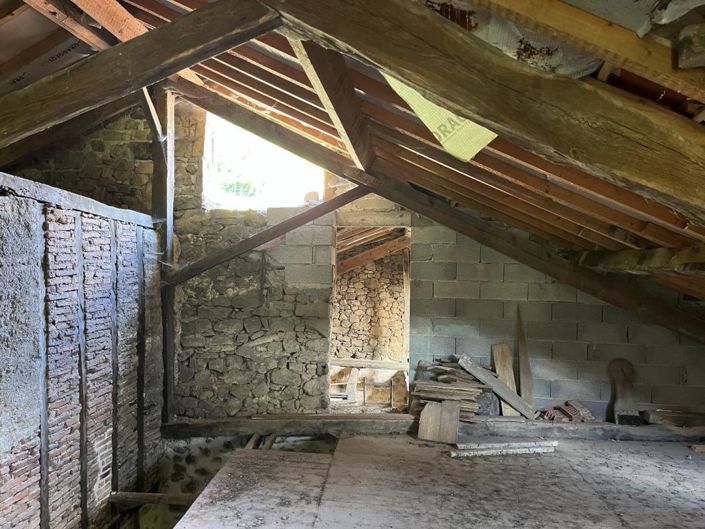 Image No.19-2 Bed Property for sale