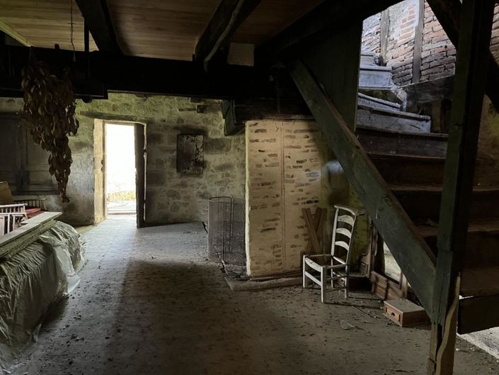 Image No.20-2 Bed Property for sale