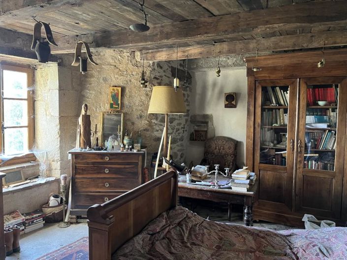 Image No.5-2 Bed Property for sale