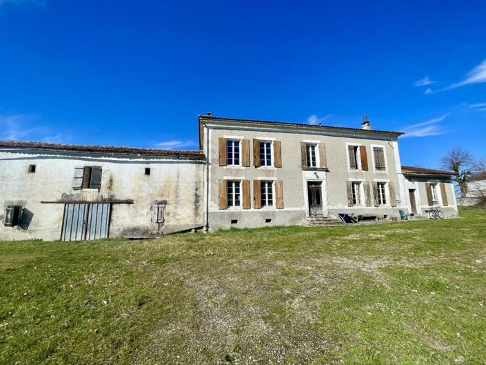 Image No.1-3 Bed House for sale
