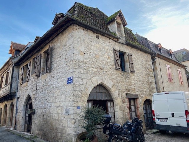 Image No.1-3 Bed Property for sale