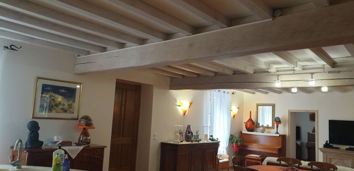 Image No.10-3 Bed Property for sale