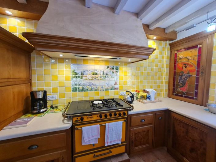 Image No.7-3 Bed Property for sale