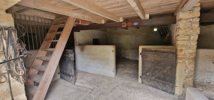 Image No.11-3 Bed Property for sale